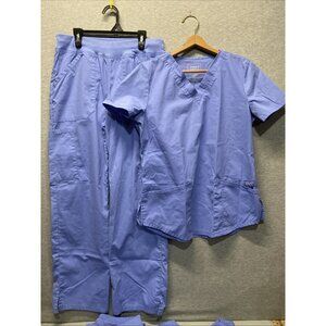 Cherokee Women's Scrub Set 2 Way Stretch Size Small. Set Of 2